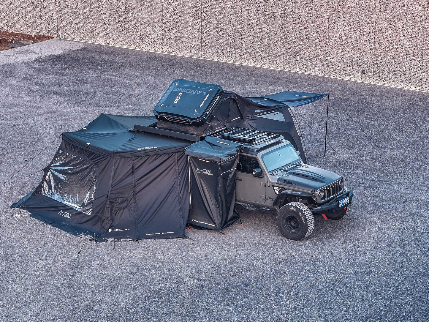 AW Hard Shell 270 Awning