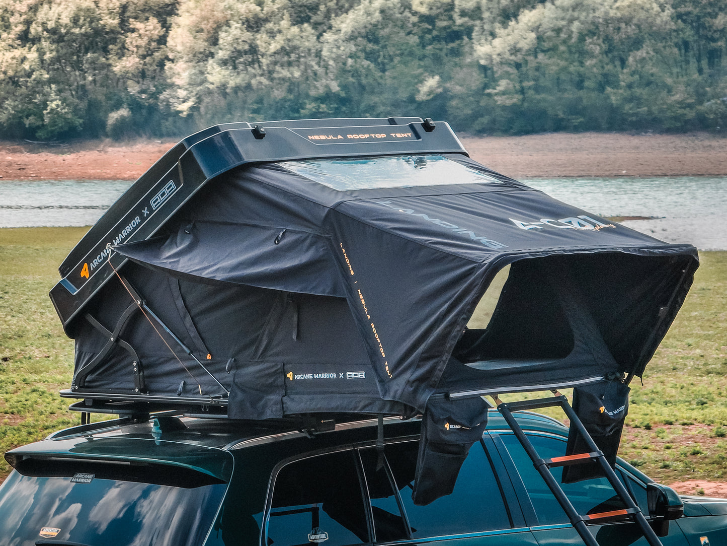 AW Hard Shell Roof Top Tent