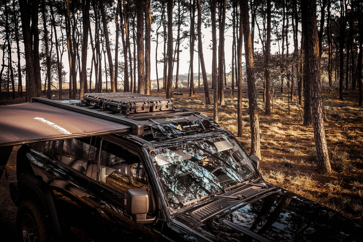 STORM ROOF PLATFORM - WIND DEFLECTOR