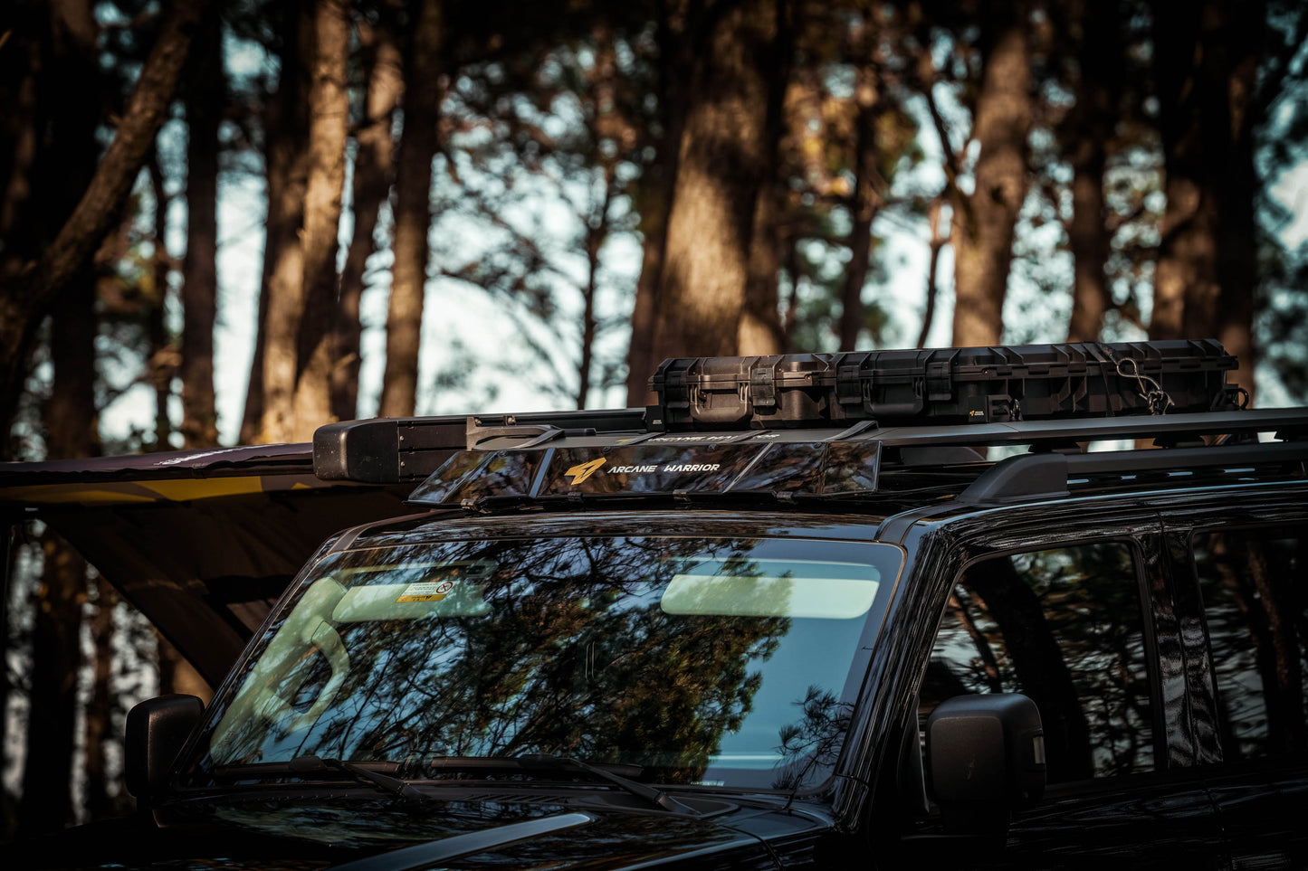 STORM ROOF PLATFORM - WIND DEFLECTOR