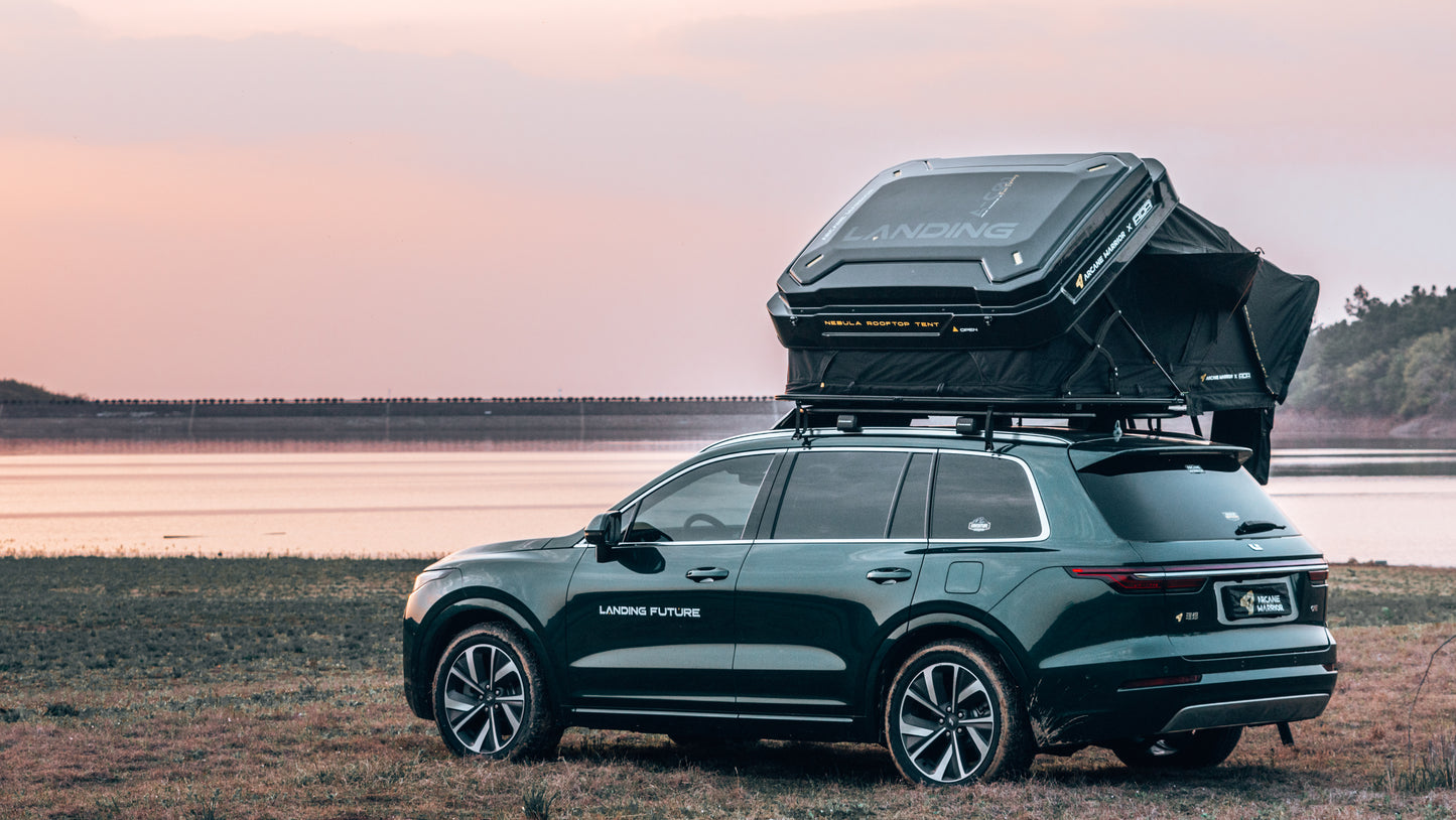 AW Hard Shell Roof Top Tent