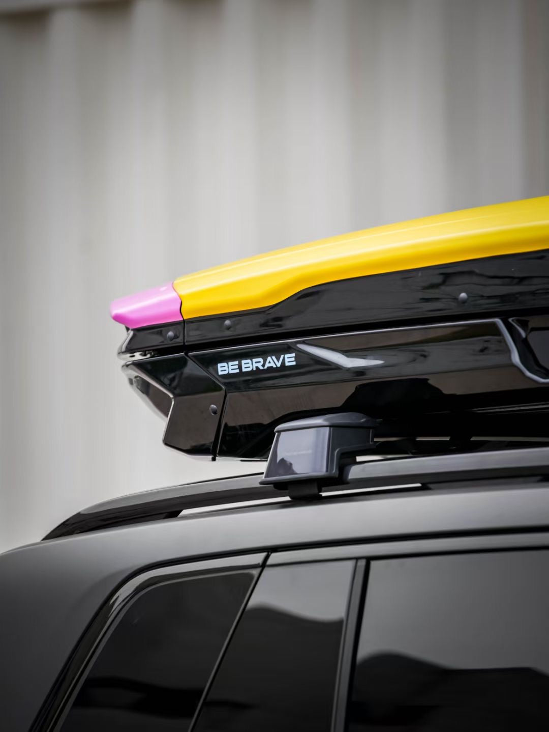VERTEX5000 Roof Box