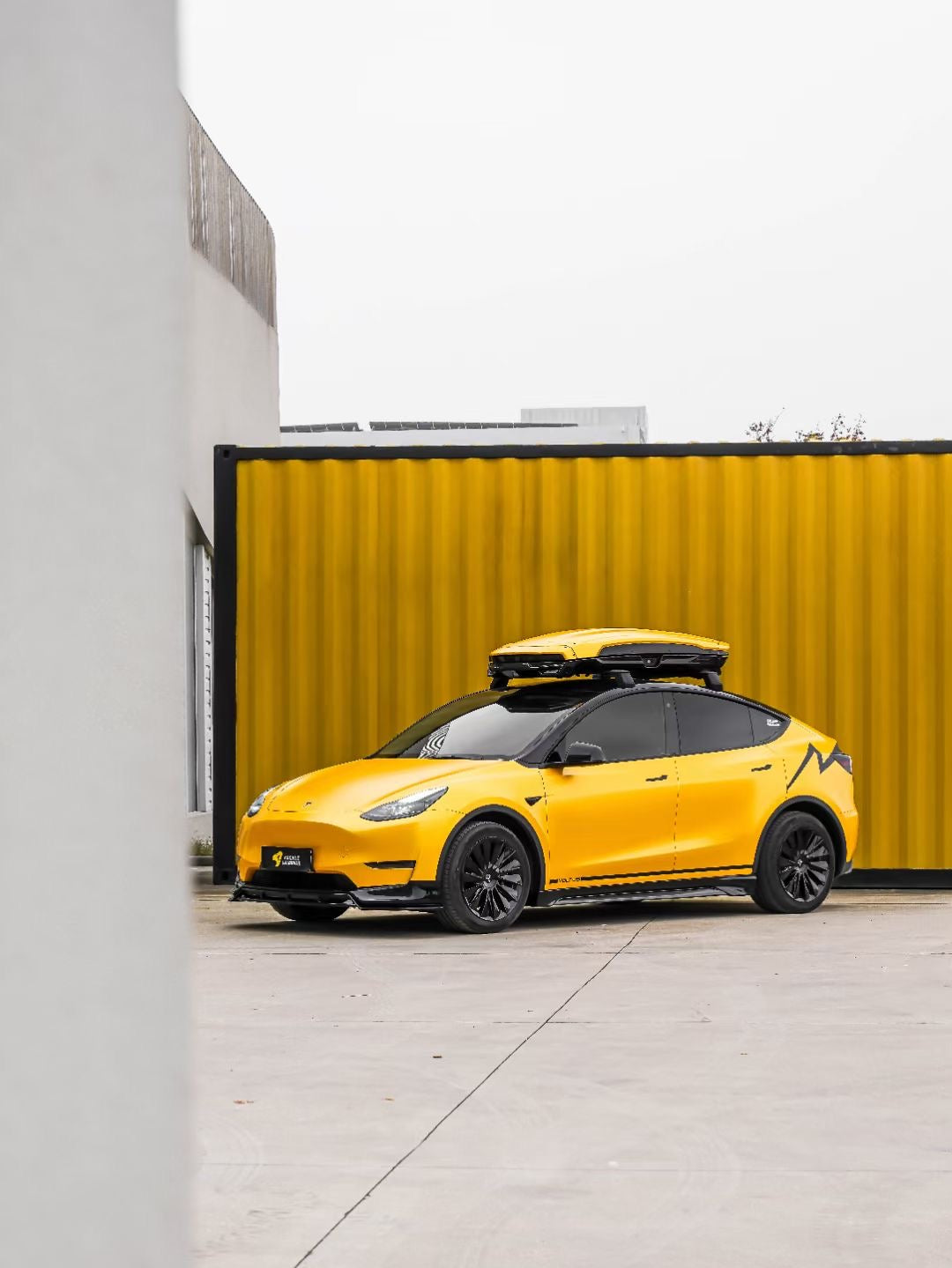 VIZOR Roof Rack - Tesla Model Y