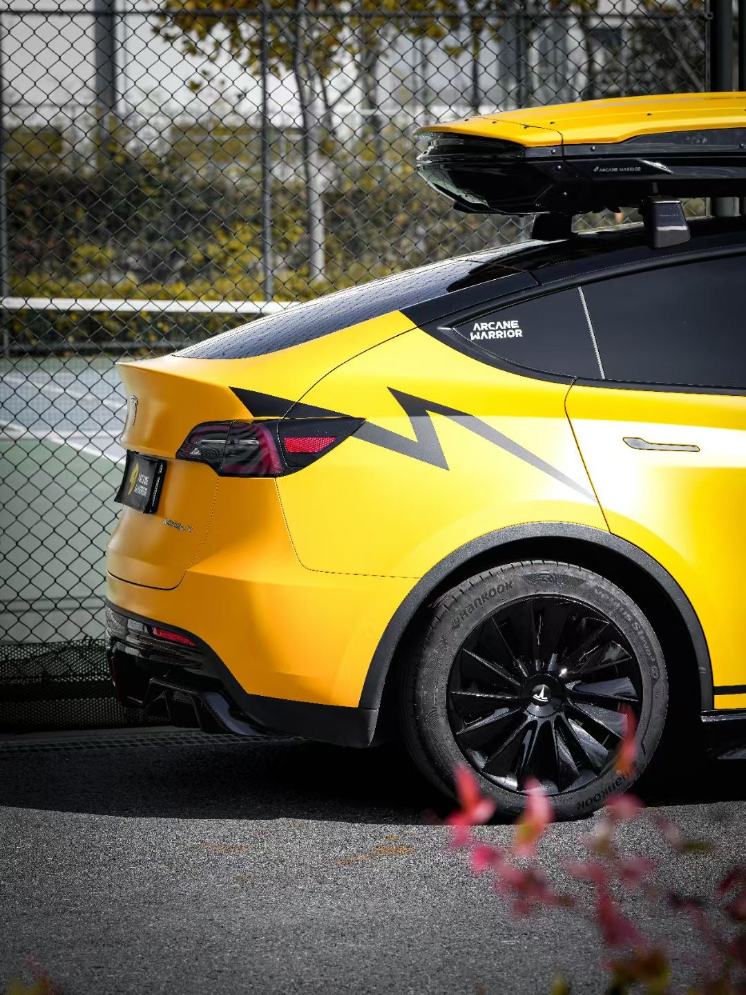 VIZOR Roof Rack - Tesla Model Y